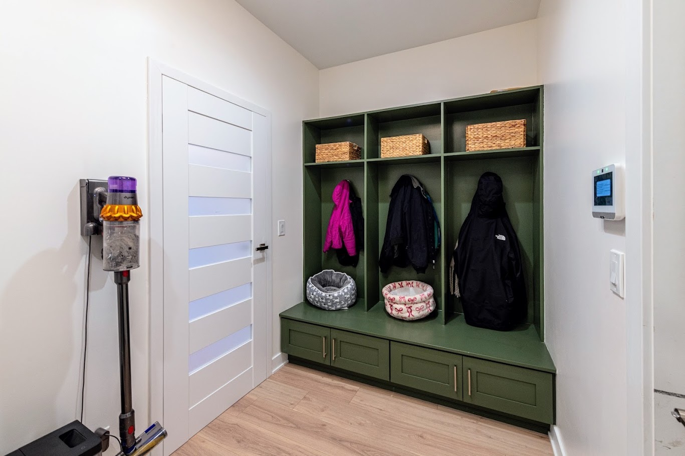 145 N Elmwood Avenue, Wood Dale, IL 60191