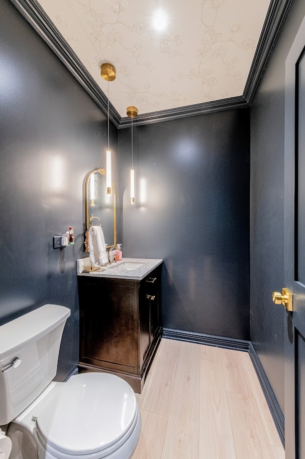 145 N Elmwood Avenue, Wood Dale, IL 60191