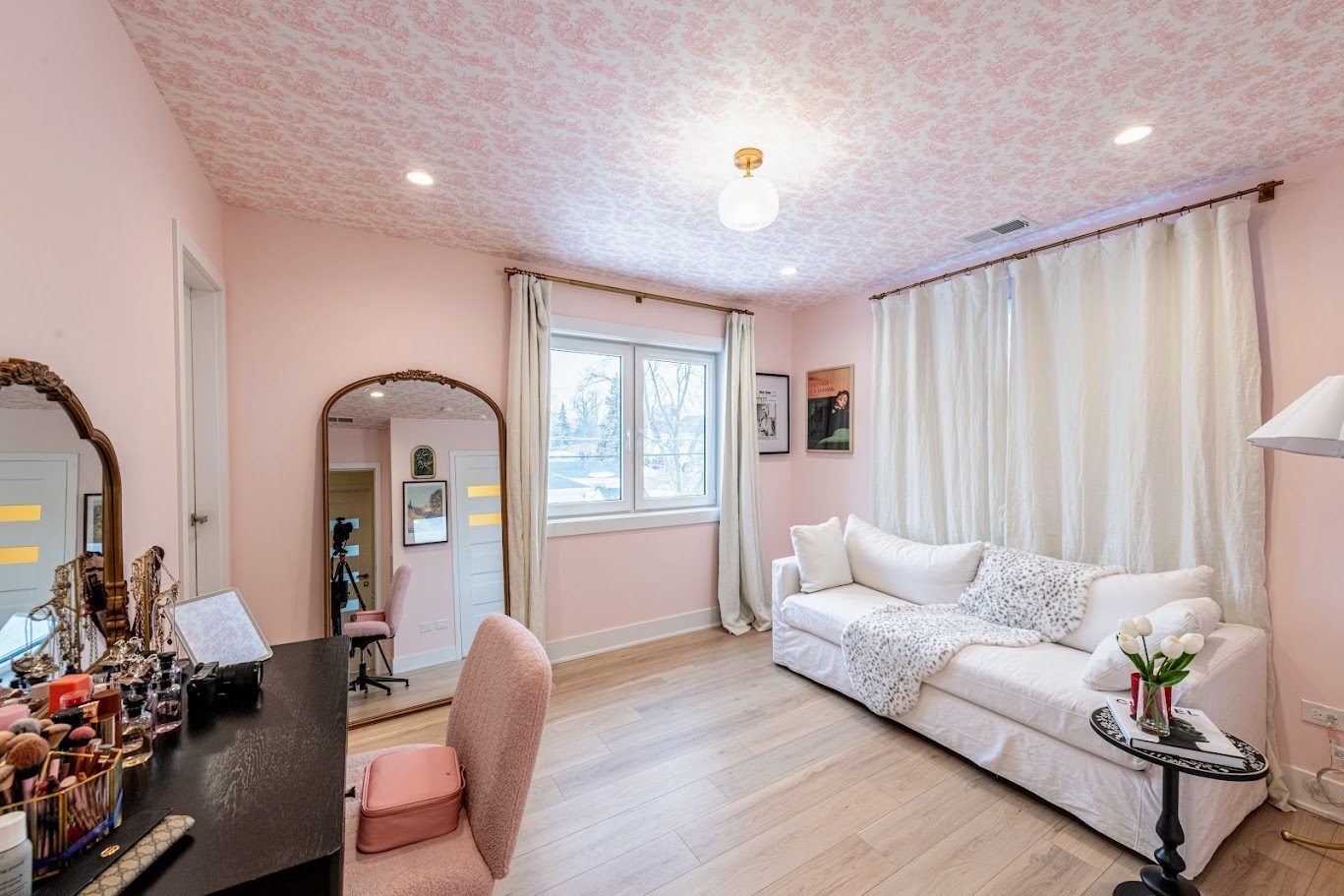 145 N Elmwood Avenue, Wood Dale, IL 60191