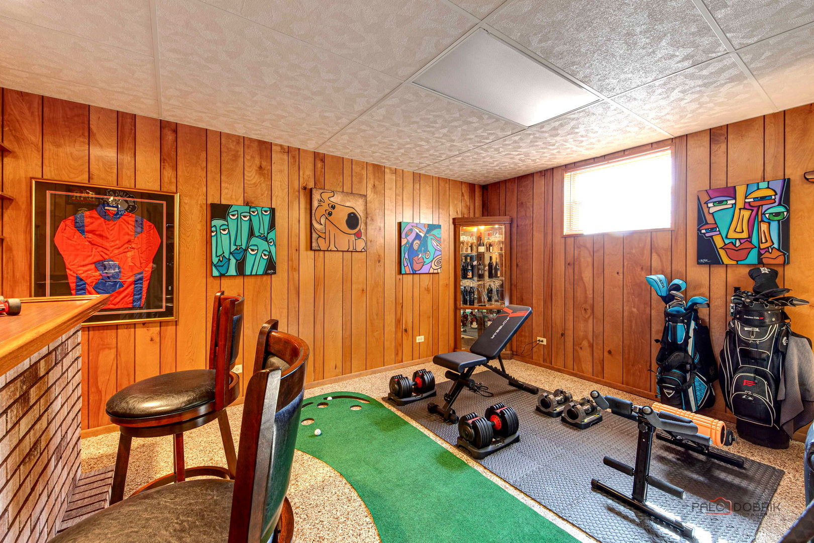 2042 S Goebbert Road, Arlington Heights, IL 60005