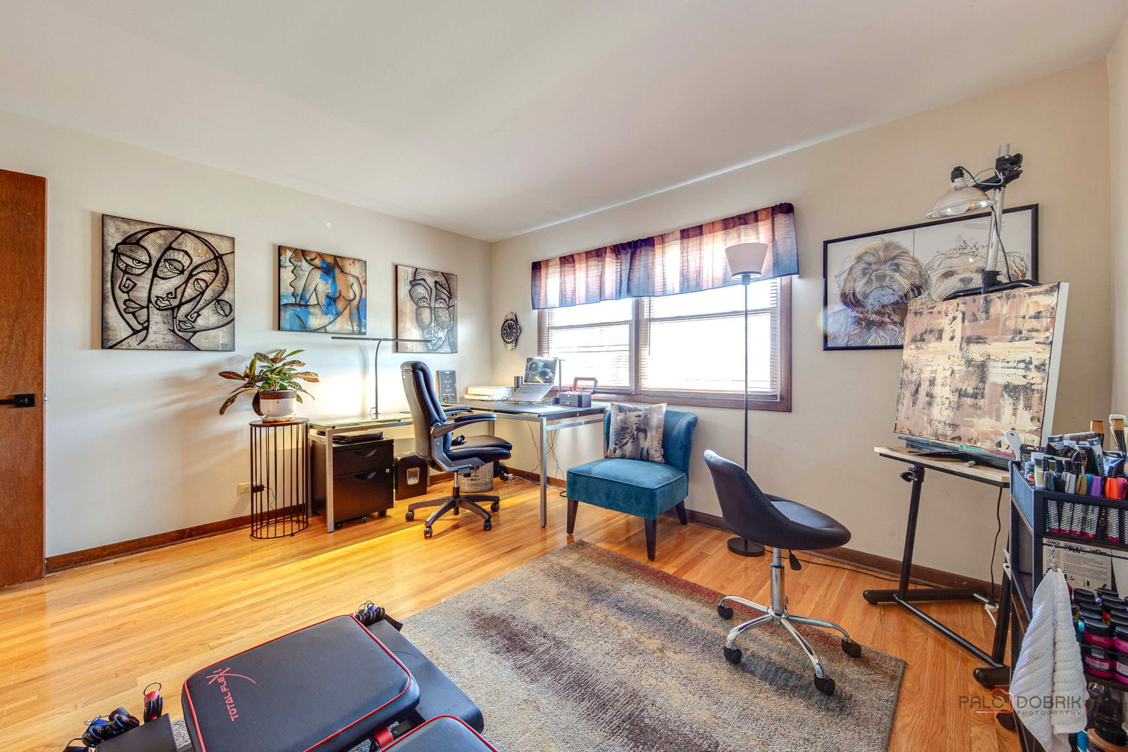 2042 S Goebbert Road, Arlington Heights, IL 60005