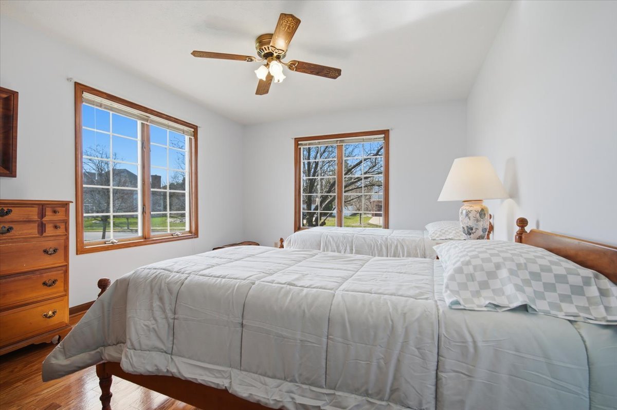 1913 Woodbine Road, Bloomington, IL 61704