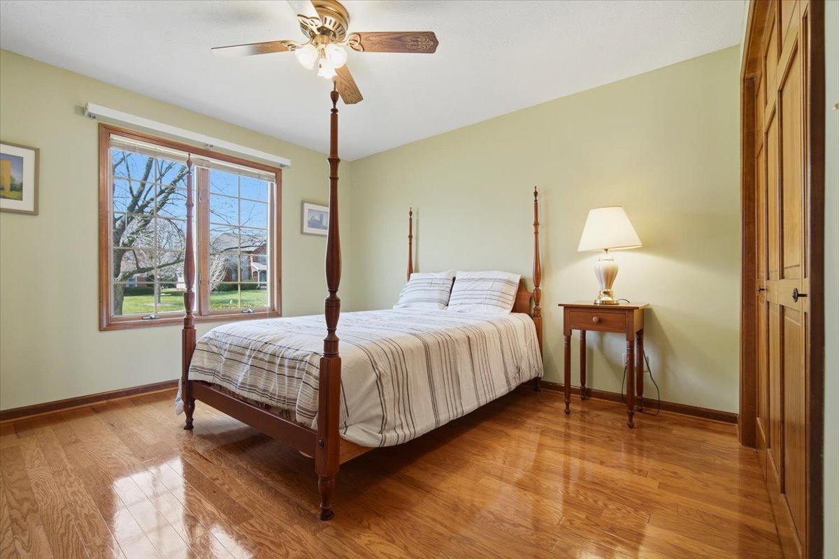 1913 Woodbine Road, Bloomington, IL 61704