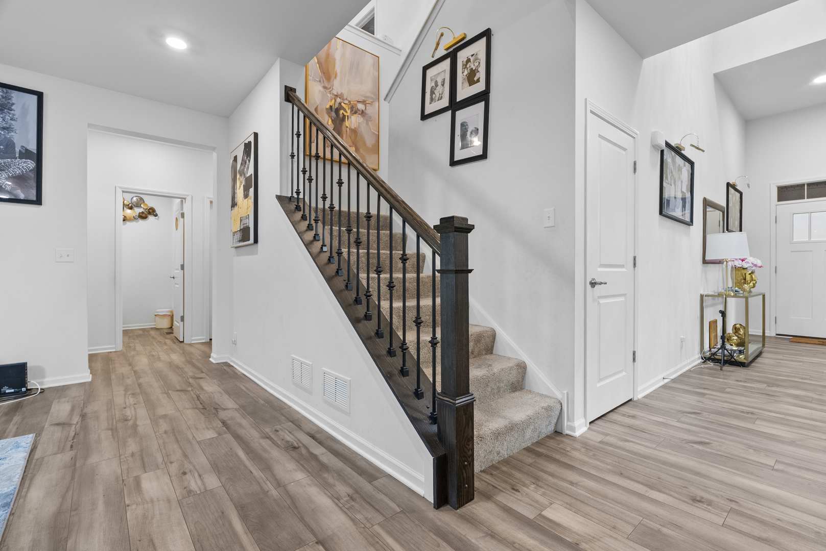 668 Braemore Lane, Yorkville, IL 60560