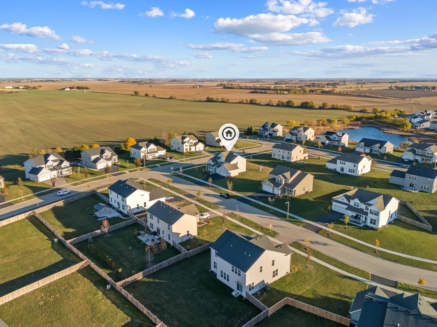 668 Braemore Lane, Yorkville, IL 60560