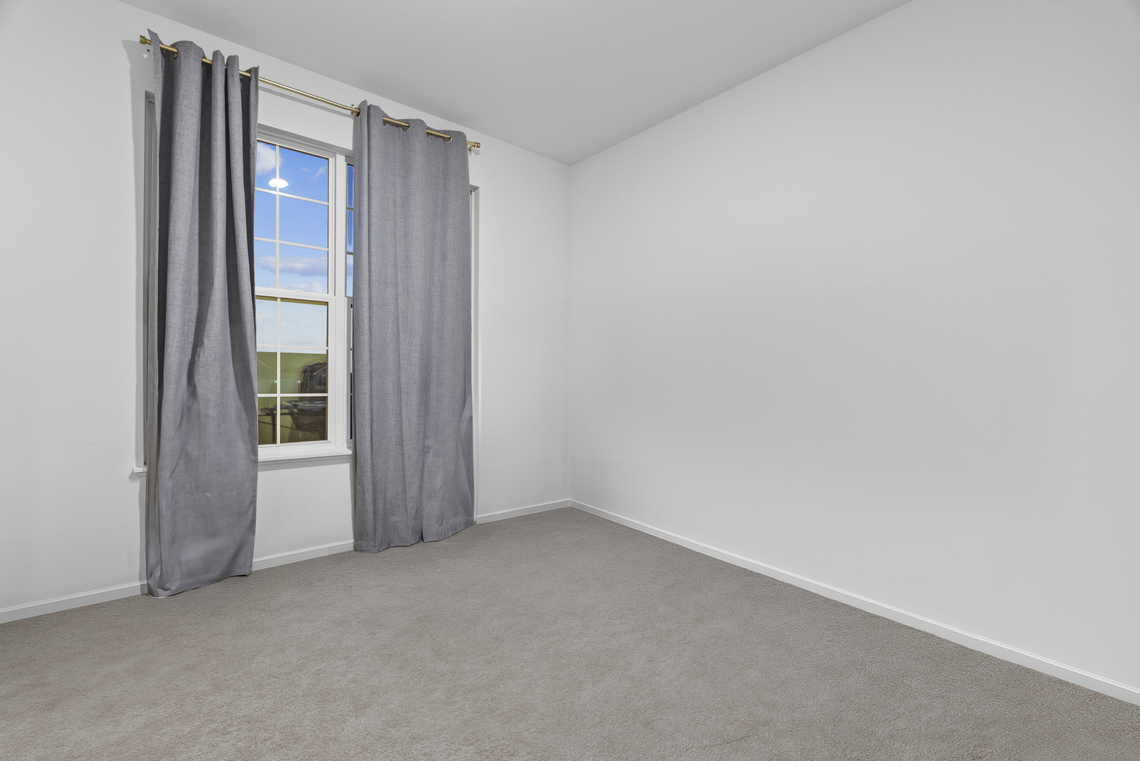 668 Braemore Lane, Yorkville, IL 60560