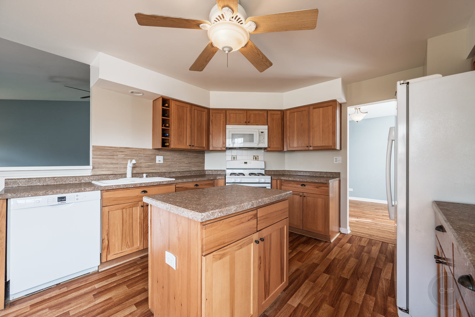 176 Jefferson Lane, Streamwood, IL 60107