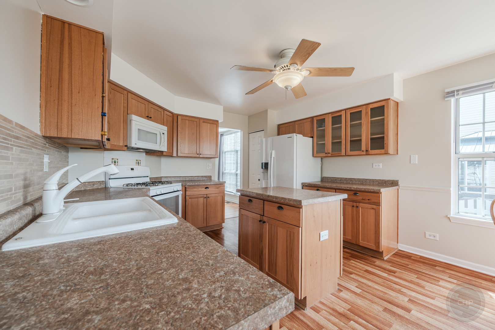 176 Jefferson Lane, Streamwood, IL 60107