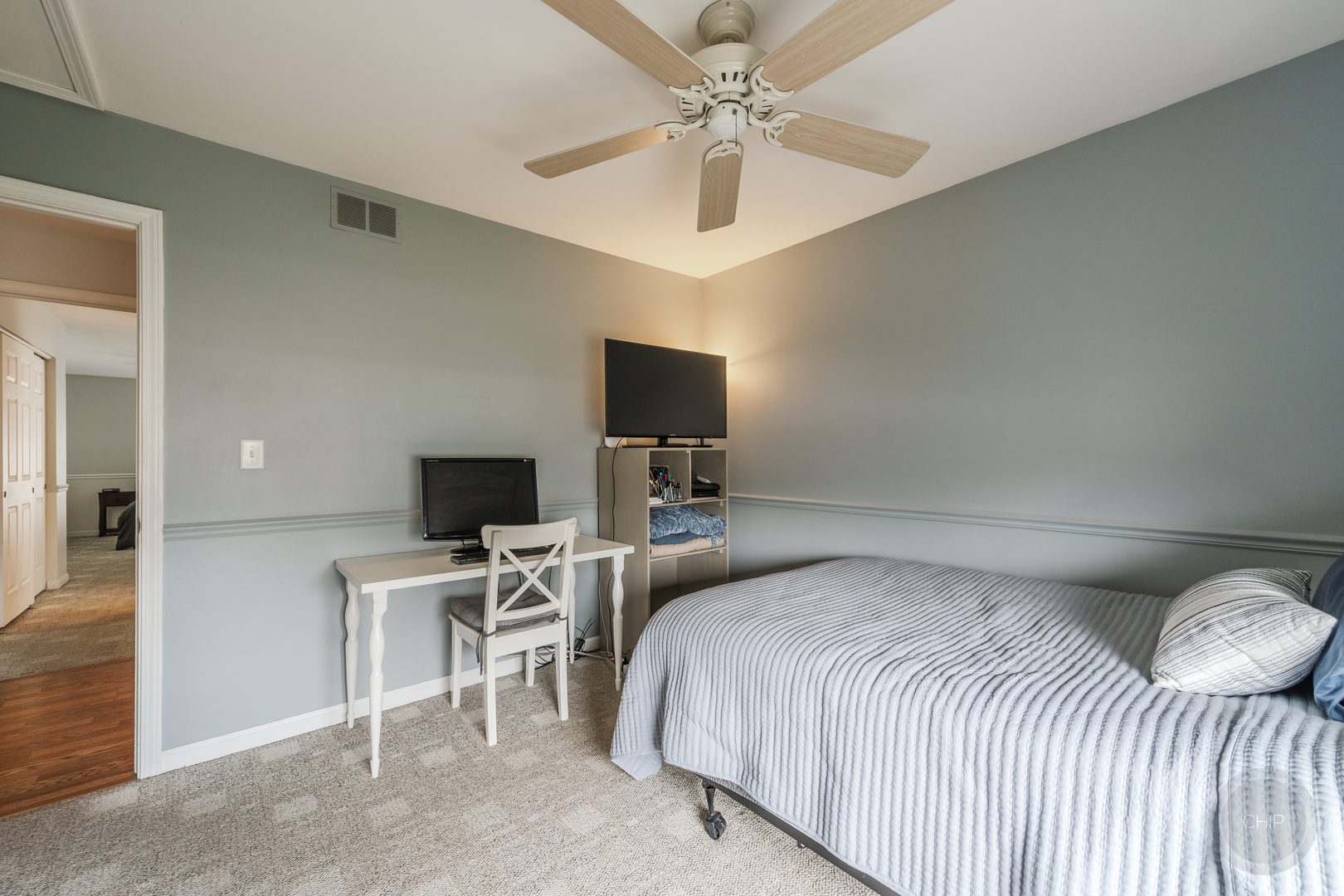 176 Jefferson Lane, Streamwood, IL 60107