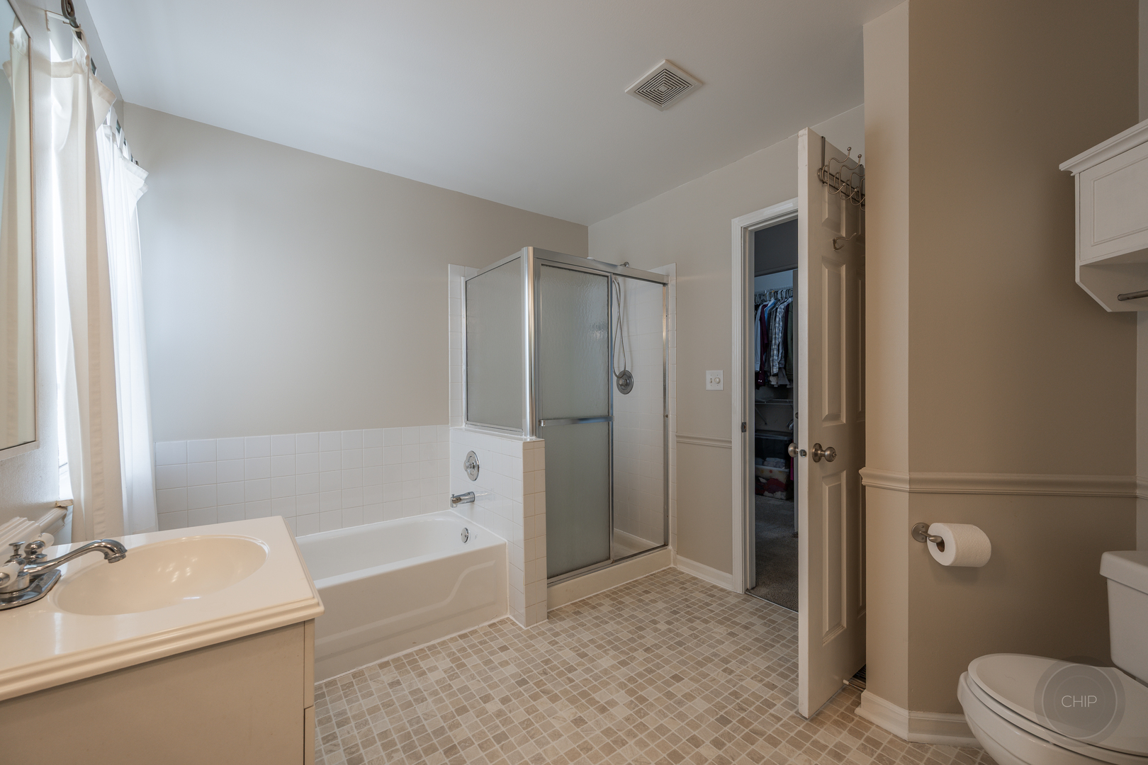 176 Jefferson Lane, Streamwood, IL 60107