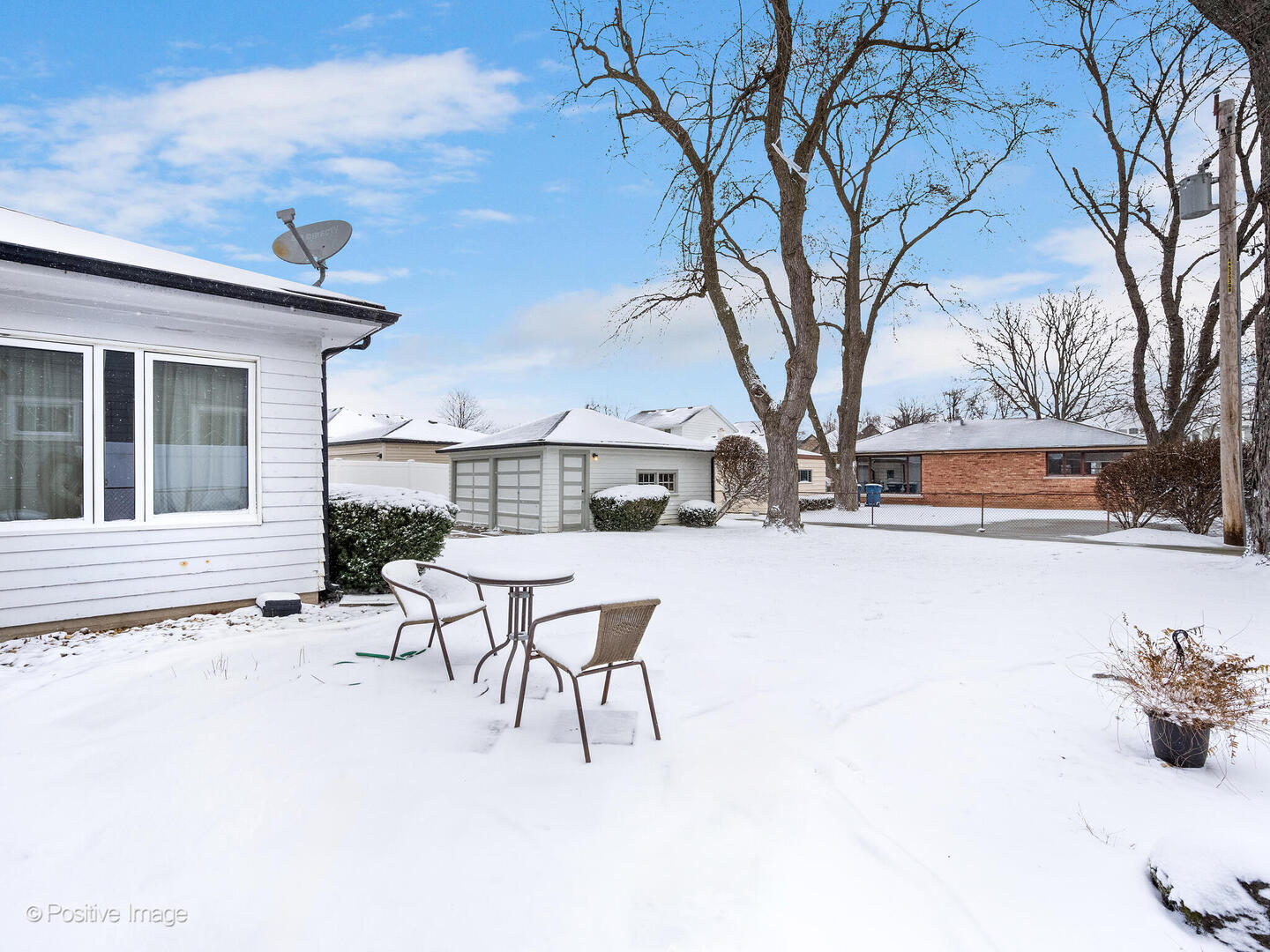 413 N Ridgeland Avenue, Elmhurst, IL 60126