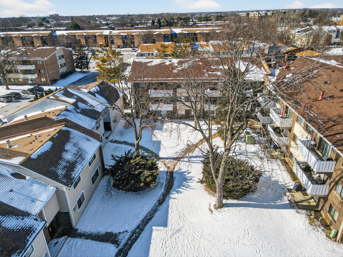 3000 Bayside Drive #202, Palatine, IL 60074