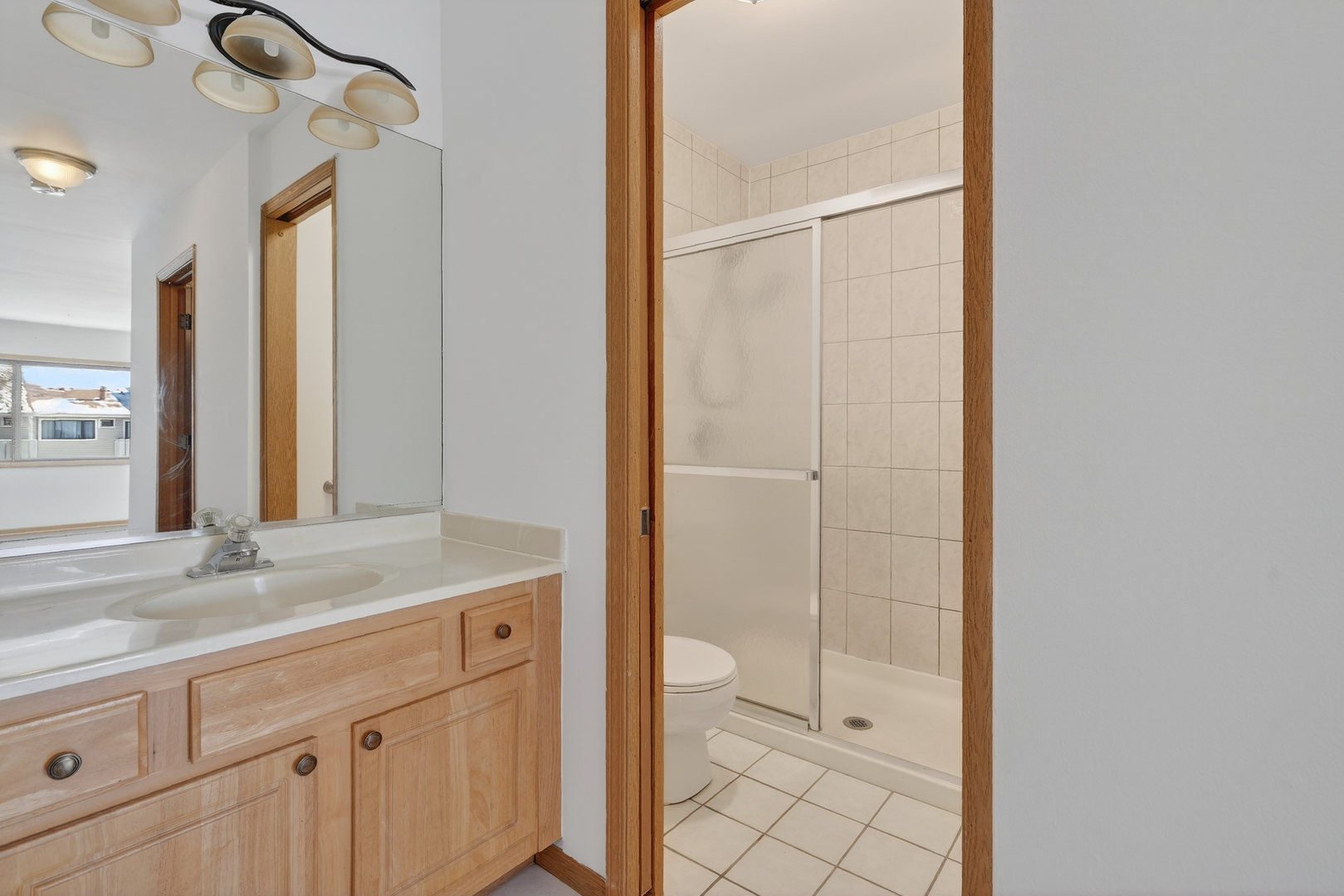 3000 Bayside Drive #202, Palatine, IL 60074