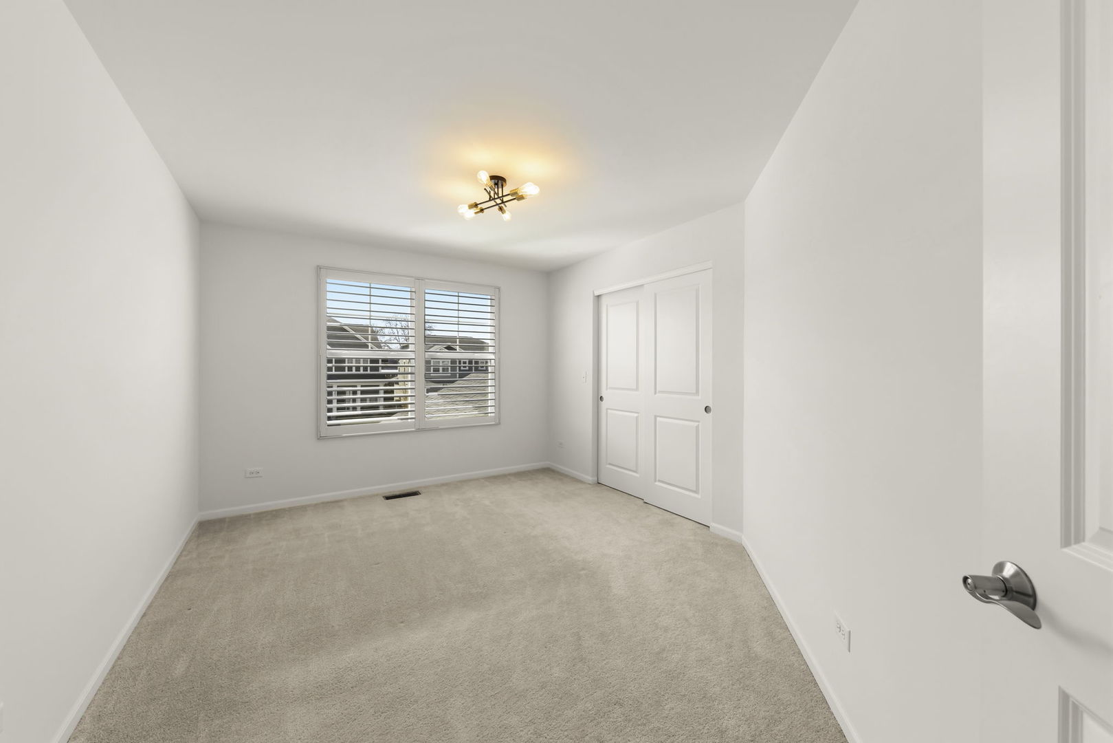 2534 Leander Court, Woodridge, IL 60517