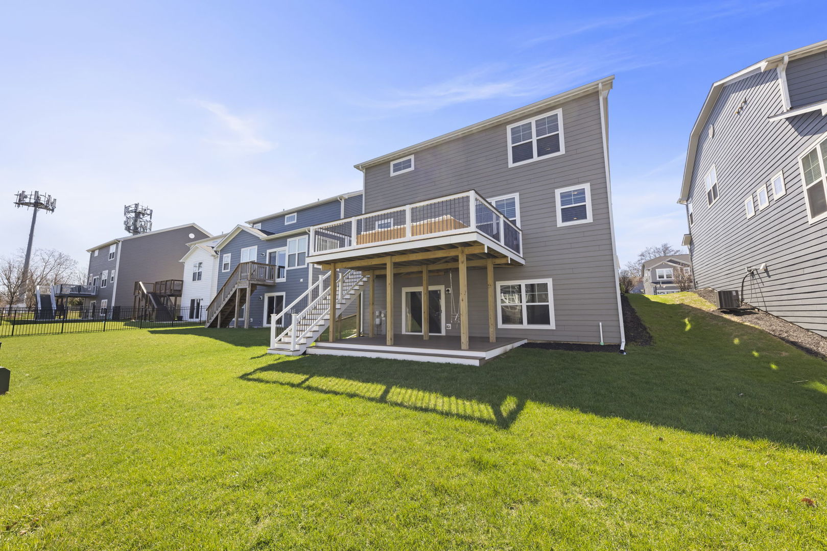 2534 Leander Court, Woodridge, IL 60517