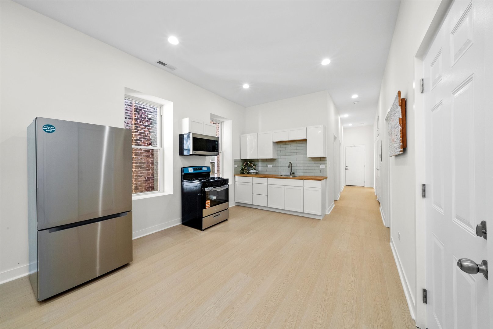 3037 W Lexington Street #1, Chicago, IL 60612