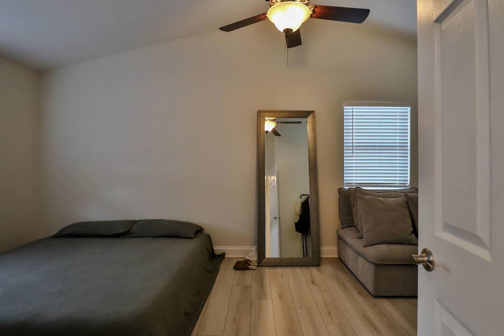 713 GREEN MOUNTAIN Court, Bolingbrook, IL 60440