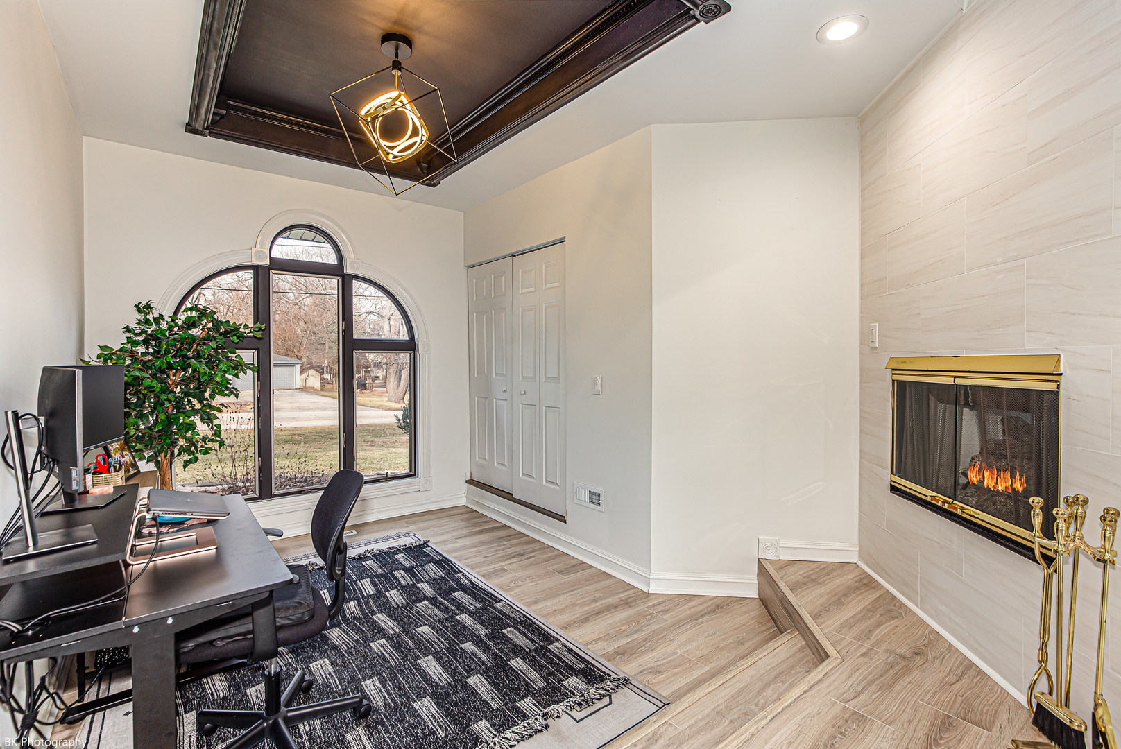 11943 S 70th Court, Palos Heights, IL 60463