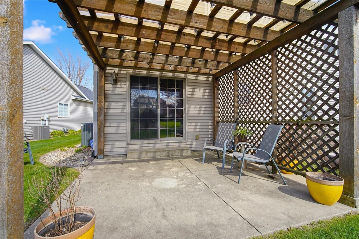 2884 Benson Lane, Normal, IL 61761