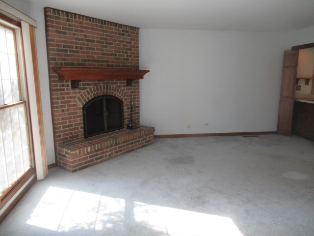 596 Windham Lane, Naperville, IL 60563