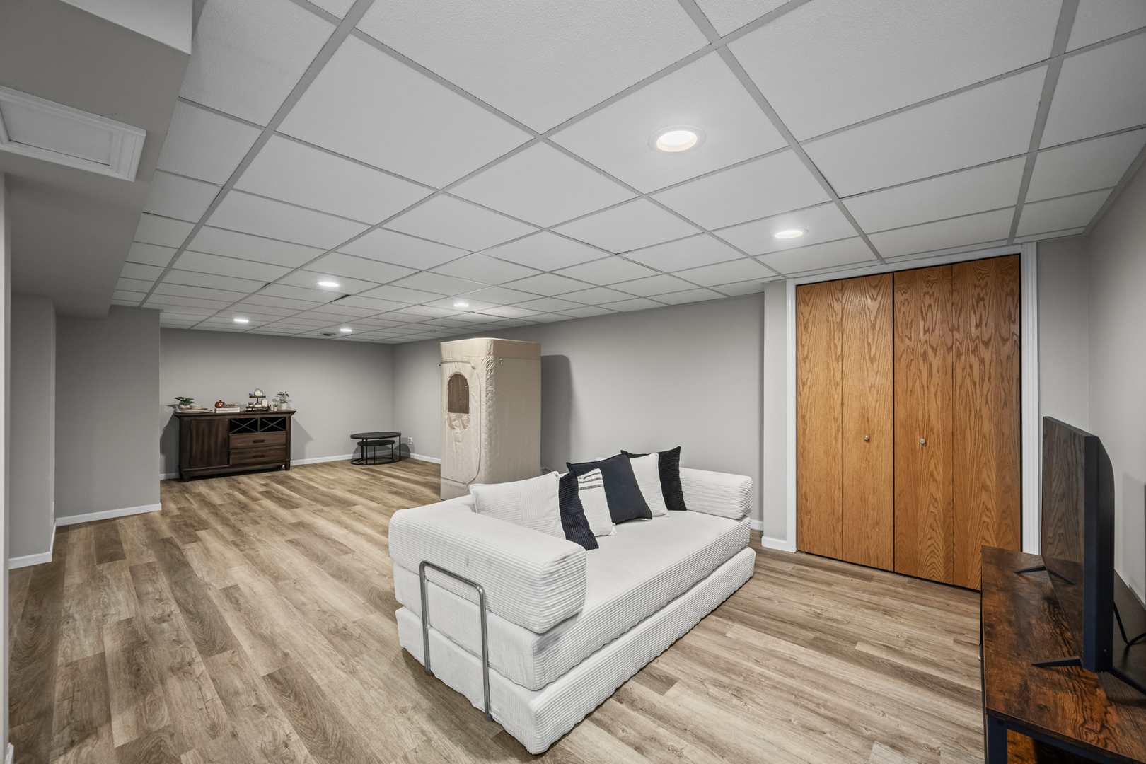 Arlington Heights, IL 60005