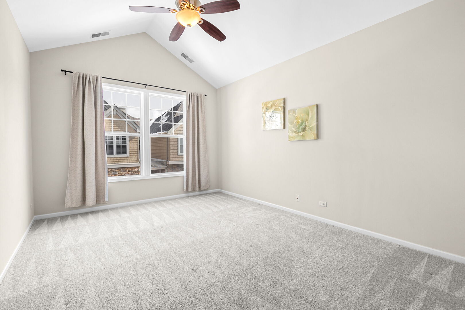 360 Promontory Lane #B, Wauconda, IL 60084