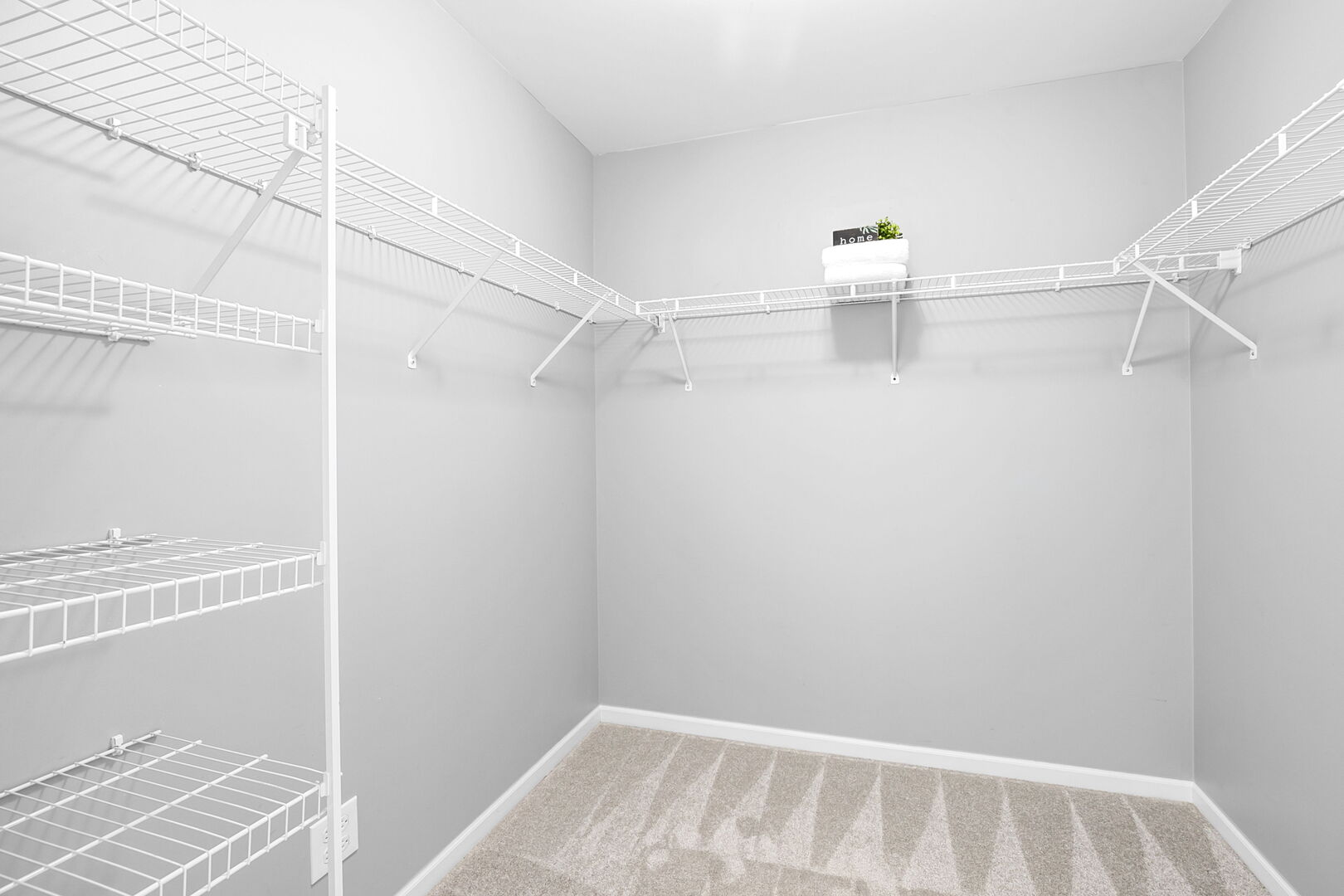 360 Promontory Lane #B, Wauconda, IL 60084