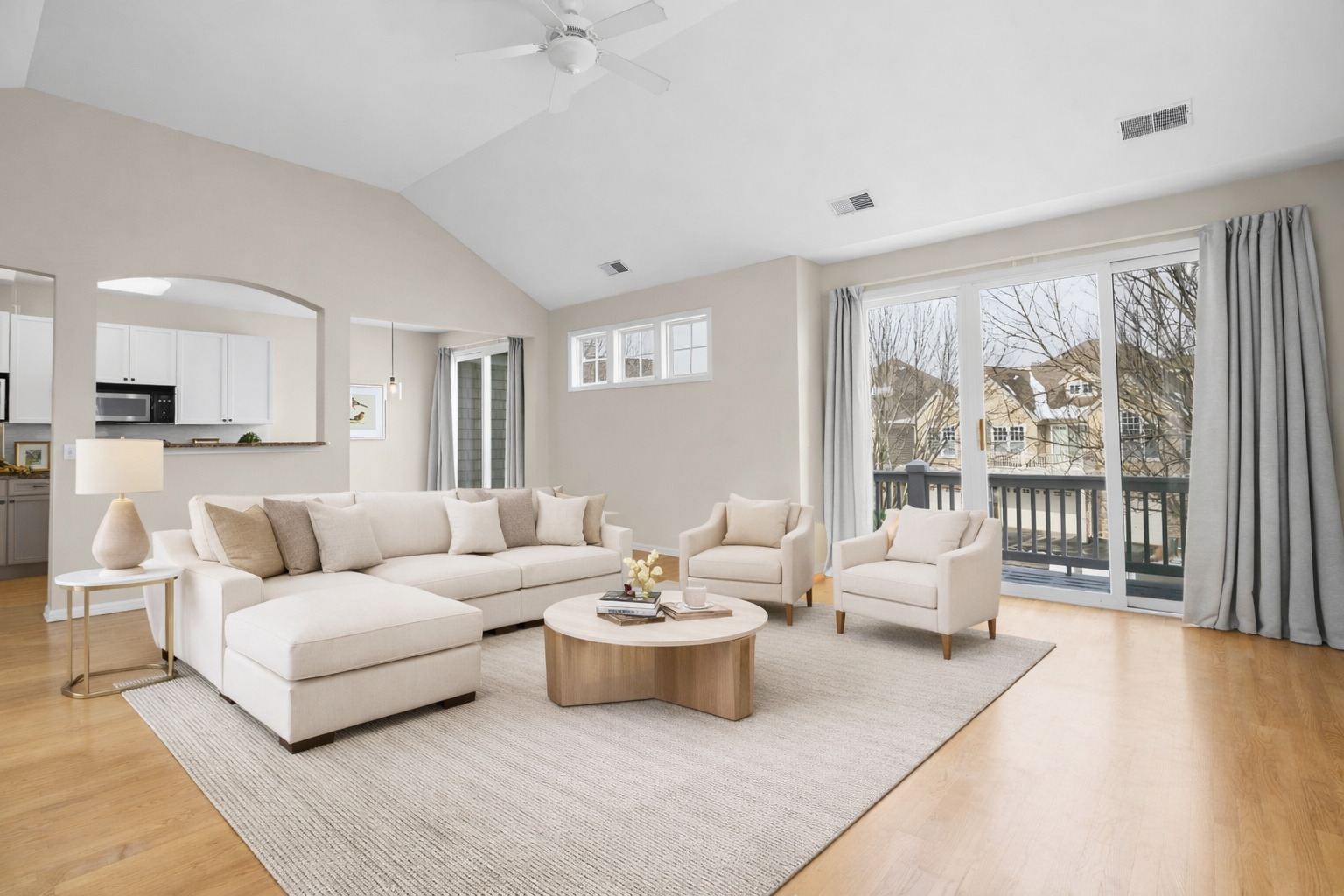 360 Promontory Lane #B, Wauconda, IL 60084