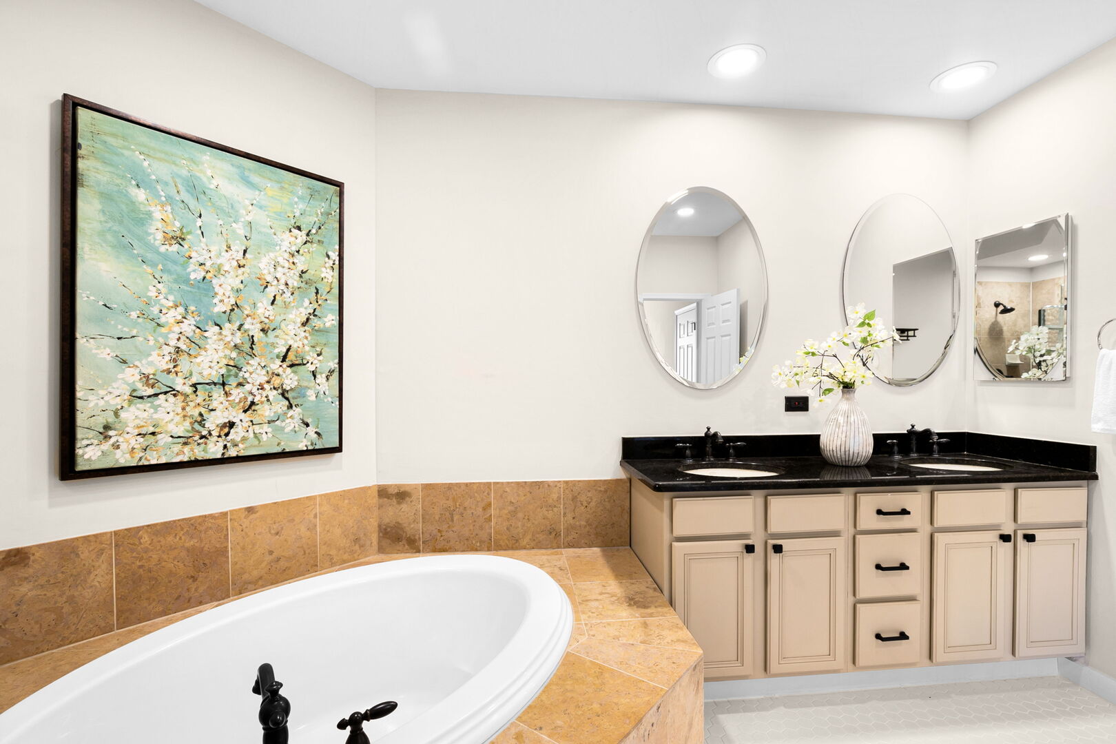 360 Promontory Lane #B, Wauconda, IL 60084