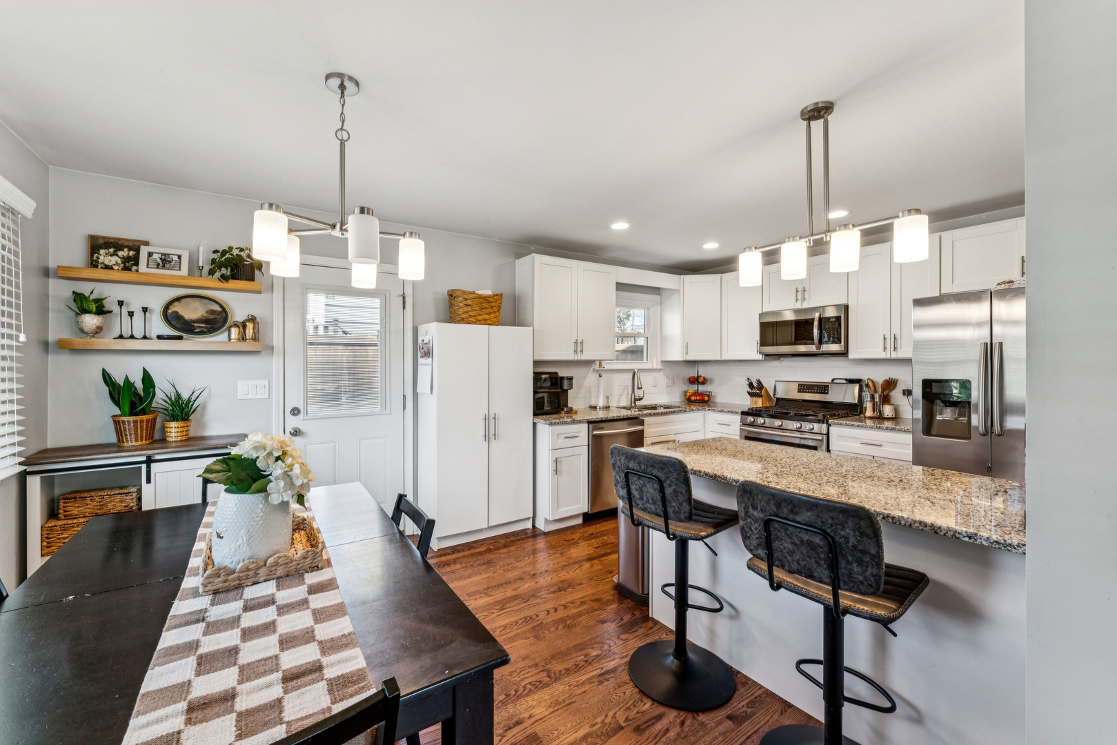 300 Norton Street, Lombard, IL 60148