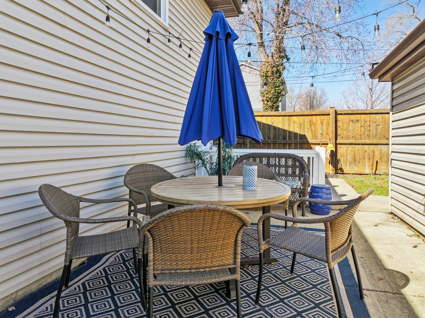 300 Norton Street, Lombard, IL 60148