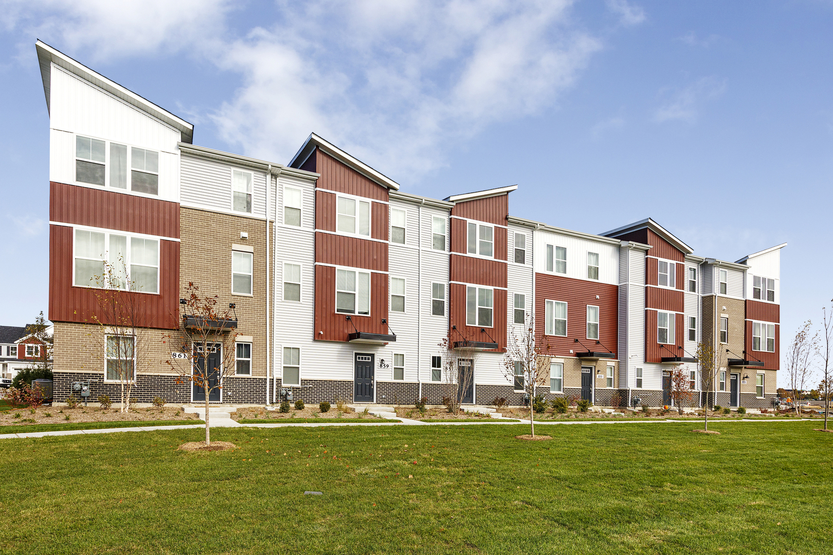 857 Finley Drive, Aurora, IL 60504