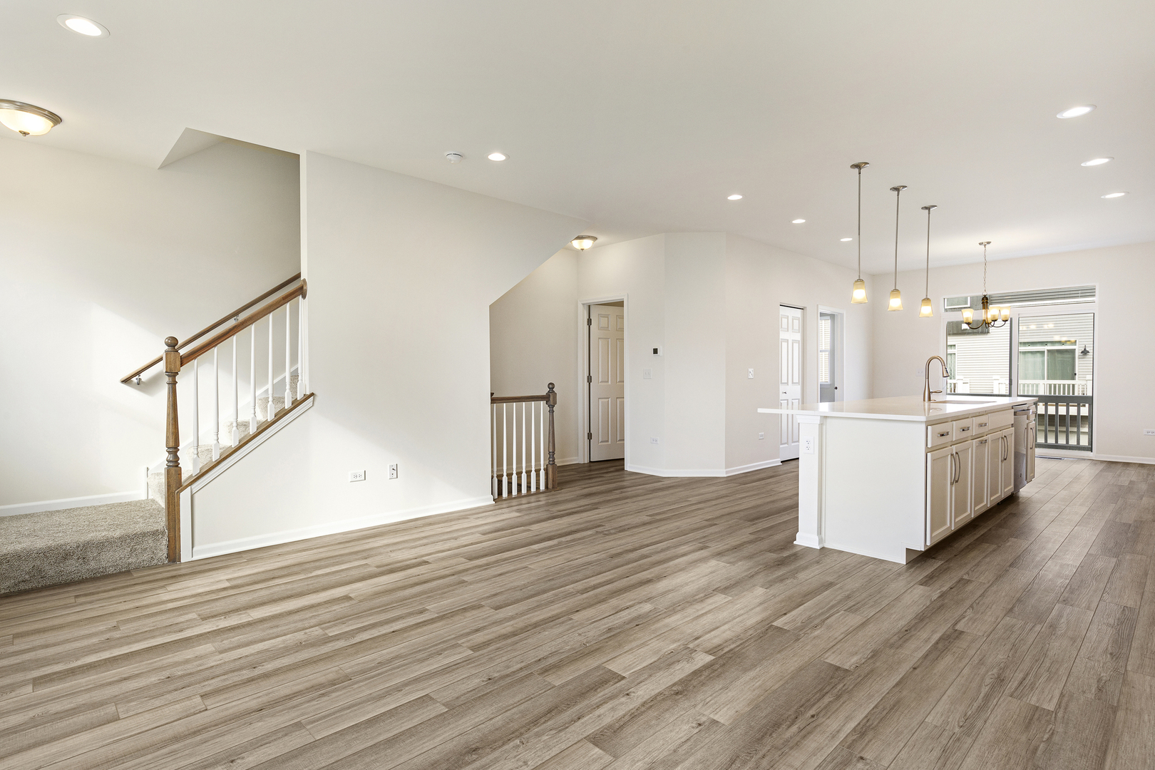 857 Finley Drive, Aurora, IL 60504