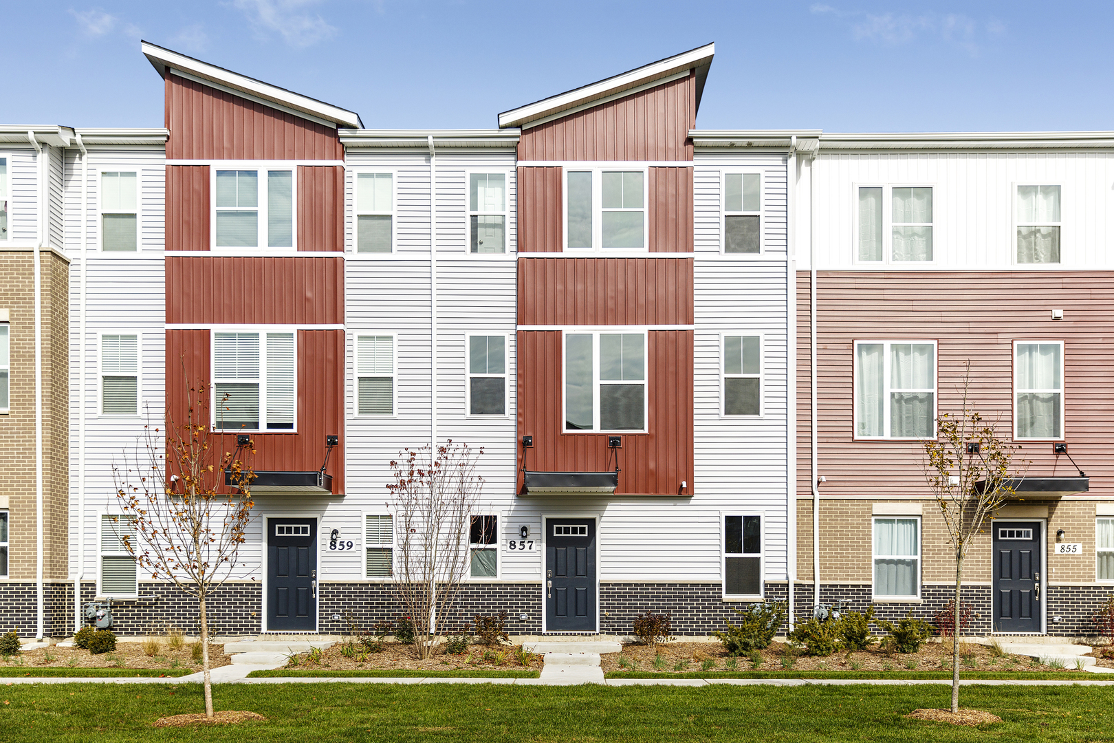 857 Finley Drive, Aurora, IL 60504