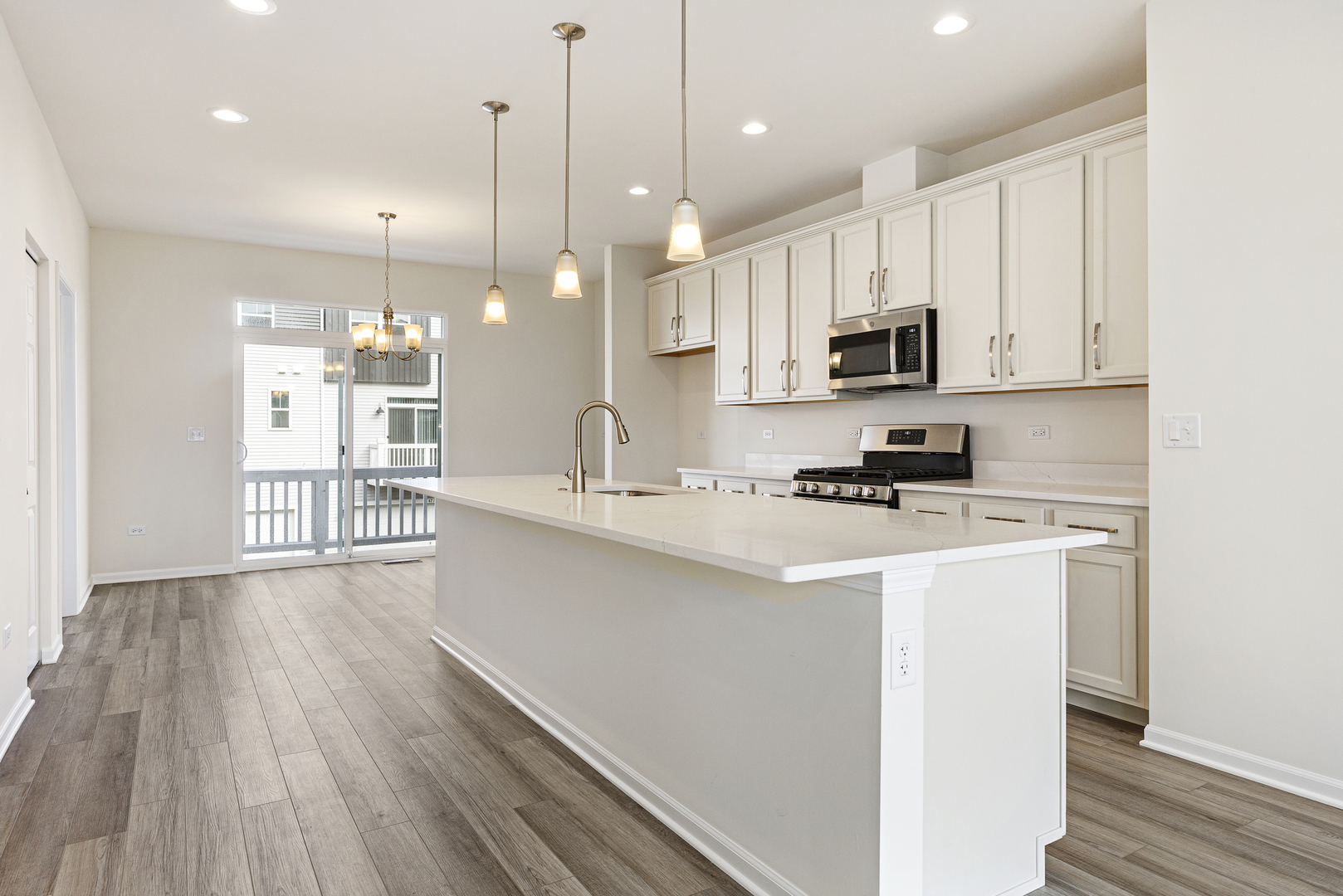 857 Finley Drive, Aurora, IL 60504