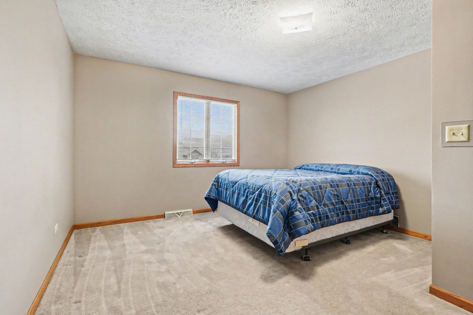 617 Misty Creek Drive, New Lenox, IL 60451