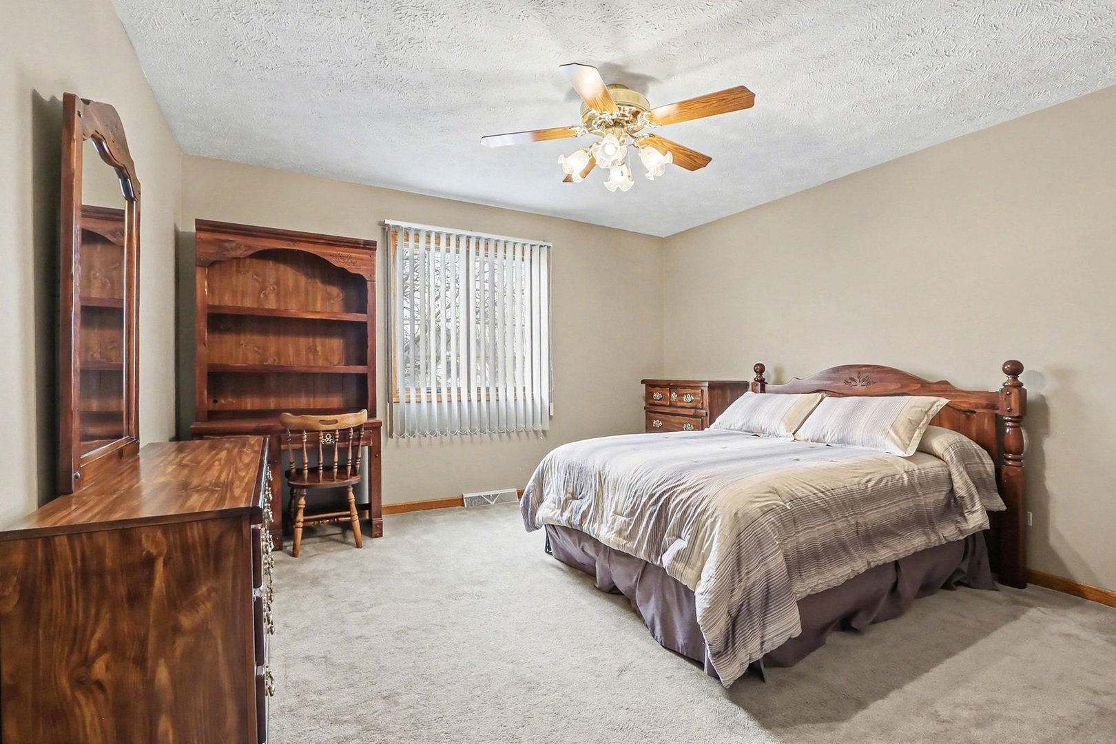 617 Misty Creek Drive, New Lenox, IL 60451