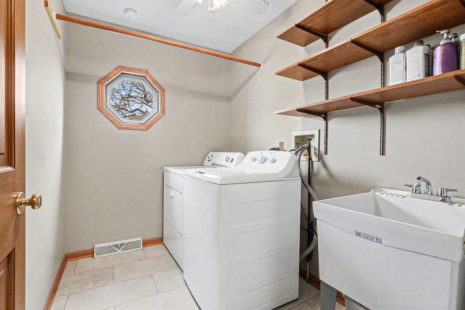 617 Misty Creek Drive, New Lenox, IL 60451