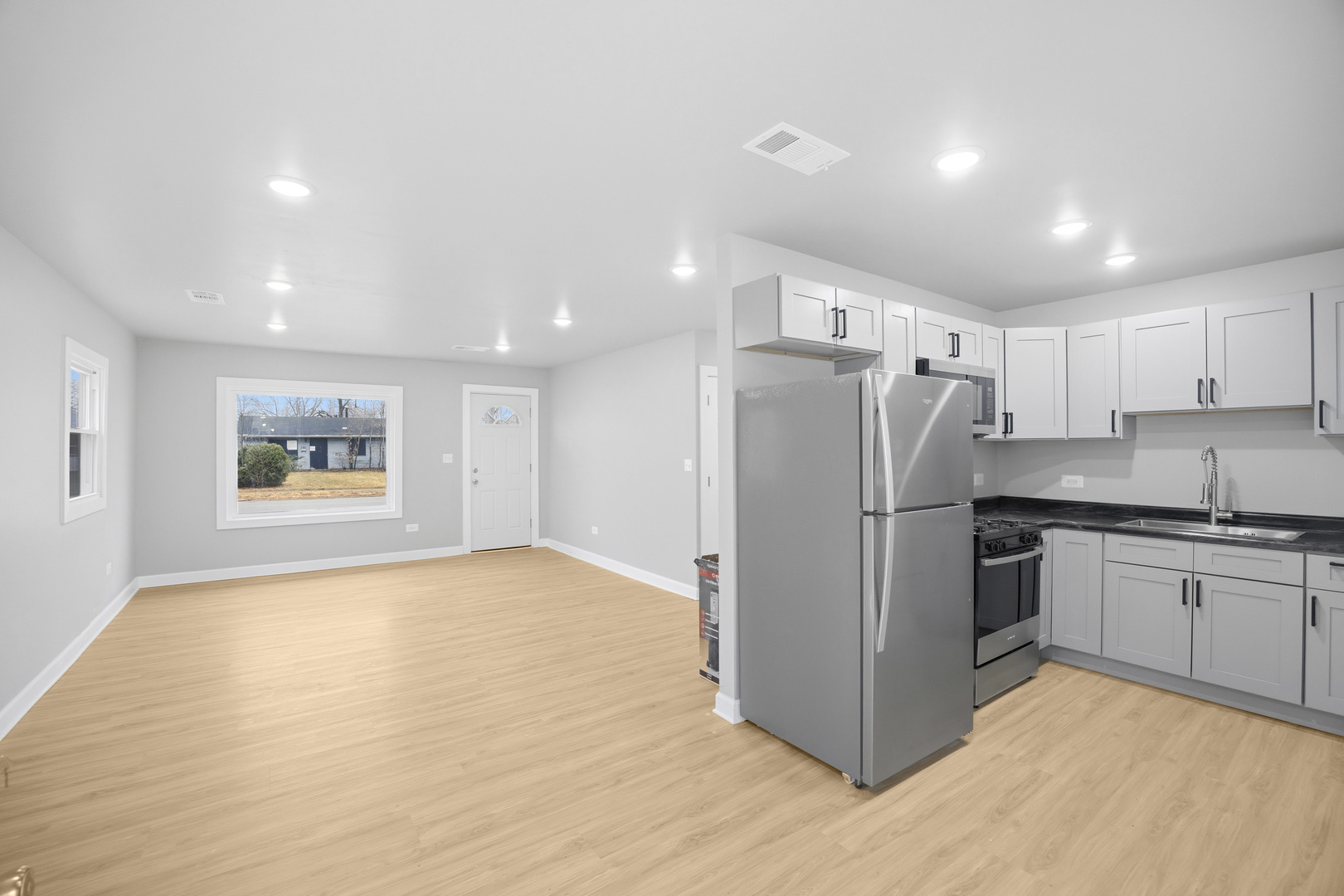 591 Andover Street, Chicago Heights, IL 60411