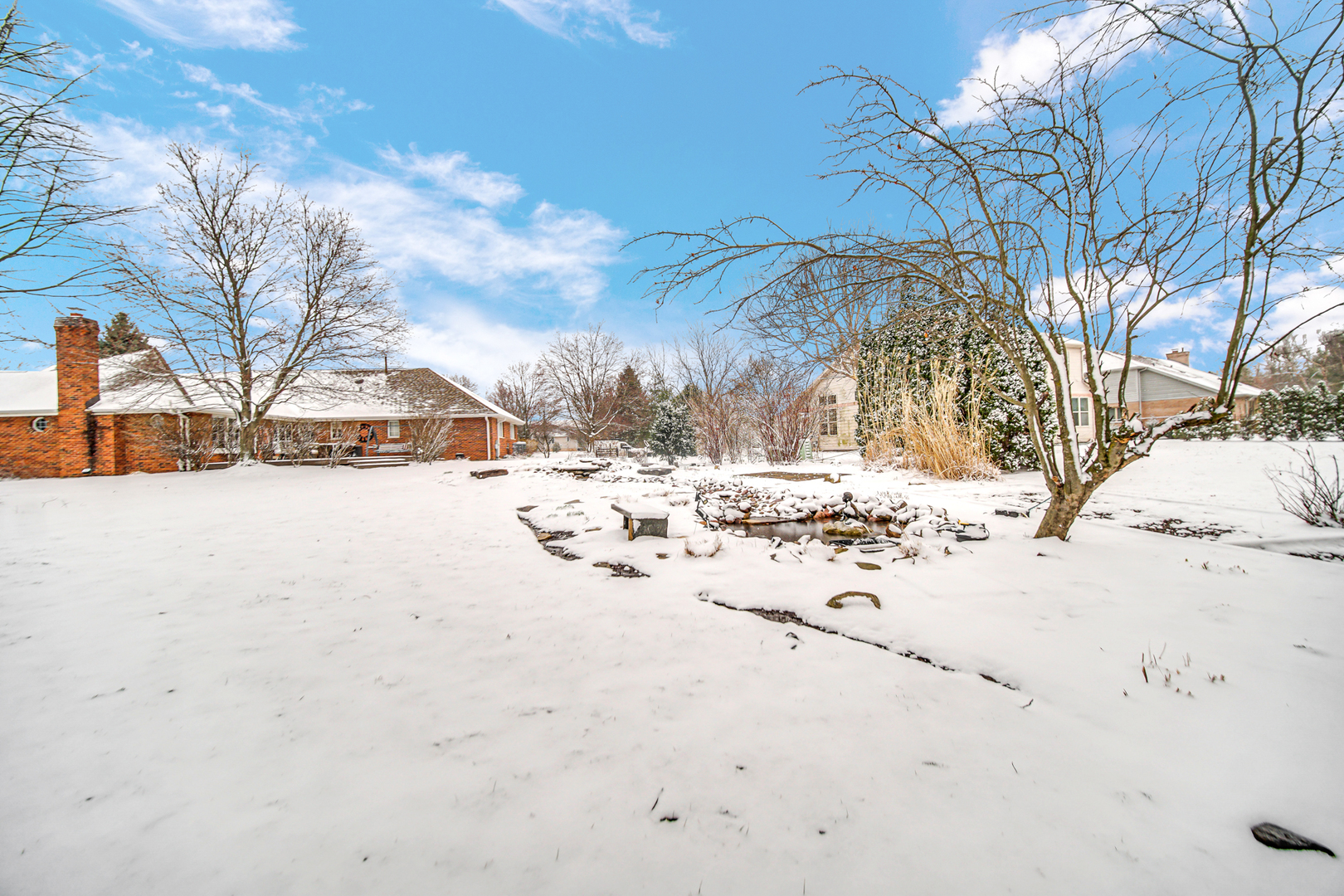 8969 Charrington Drive, Frankfort, IL 60423