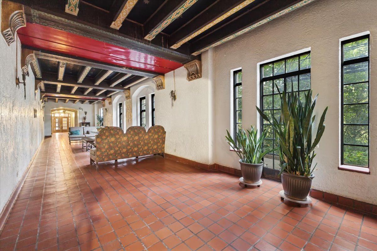 3017 E 78th Street #4B, Chicago, IL 60649