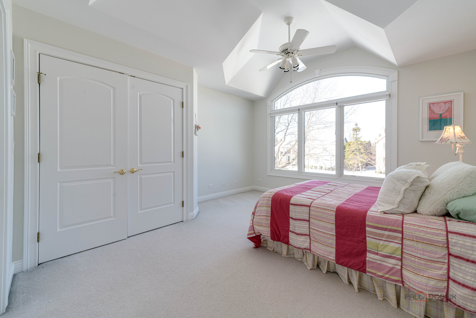 2059 Broadmoor Lane, Vernon Hills, IL 60061