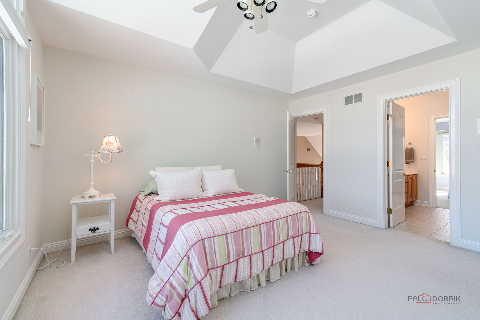 2059 Broadmoor Lane, Vernon Hills, IL 60061