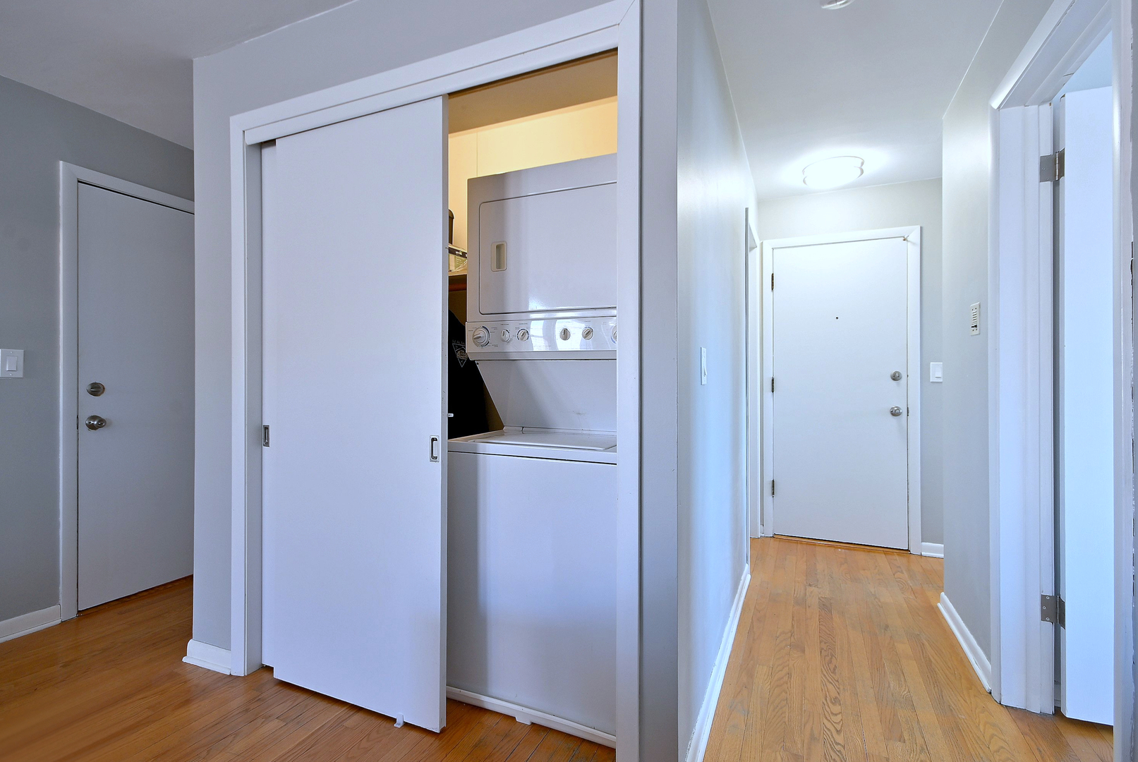 7310 N Harlem Avenue #303, Chicago, IL 60631