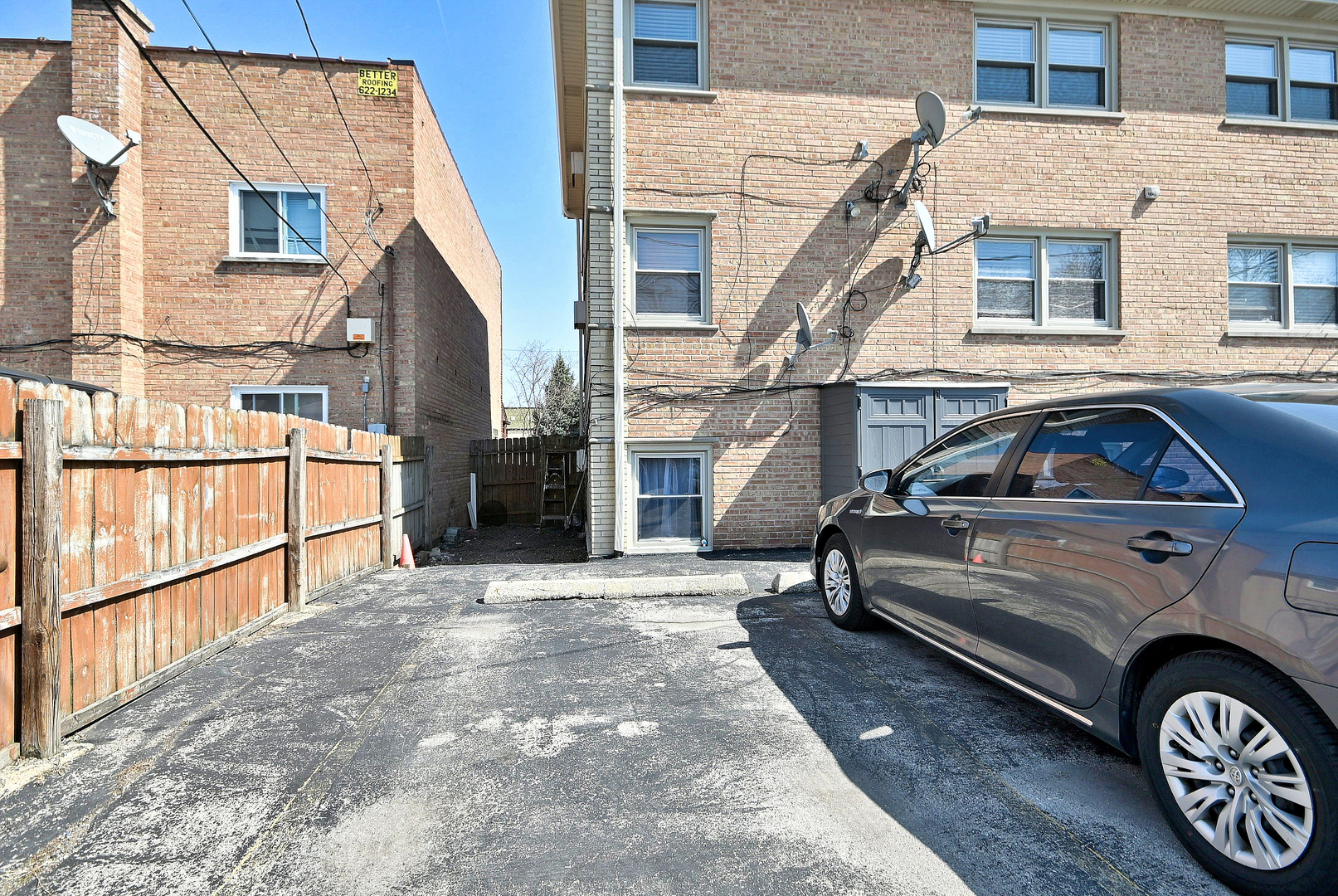 7310 N Harlem Avenue #303, Chicago, IL 60631