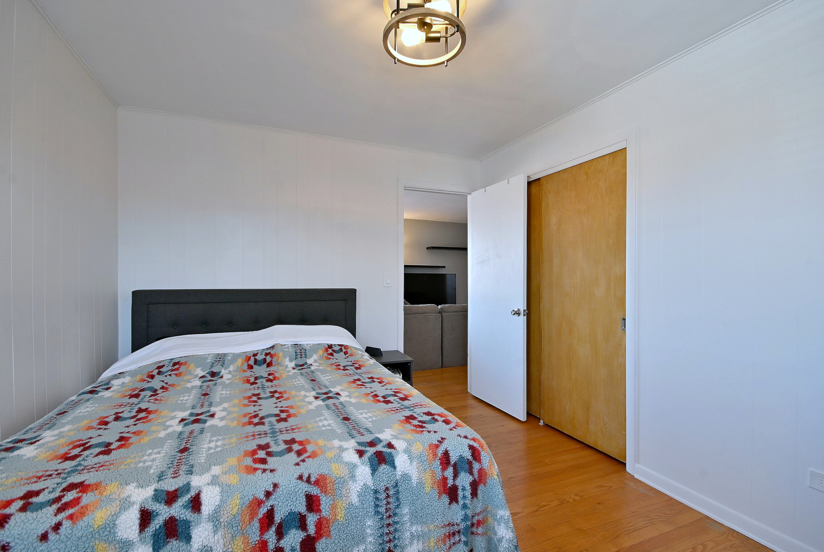 7310 N Harlem Avenue #303, Chicago, IL 60631