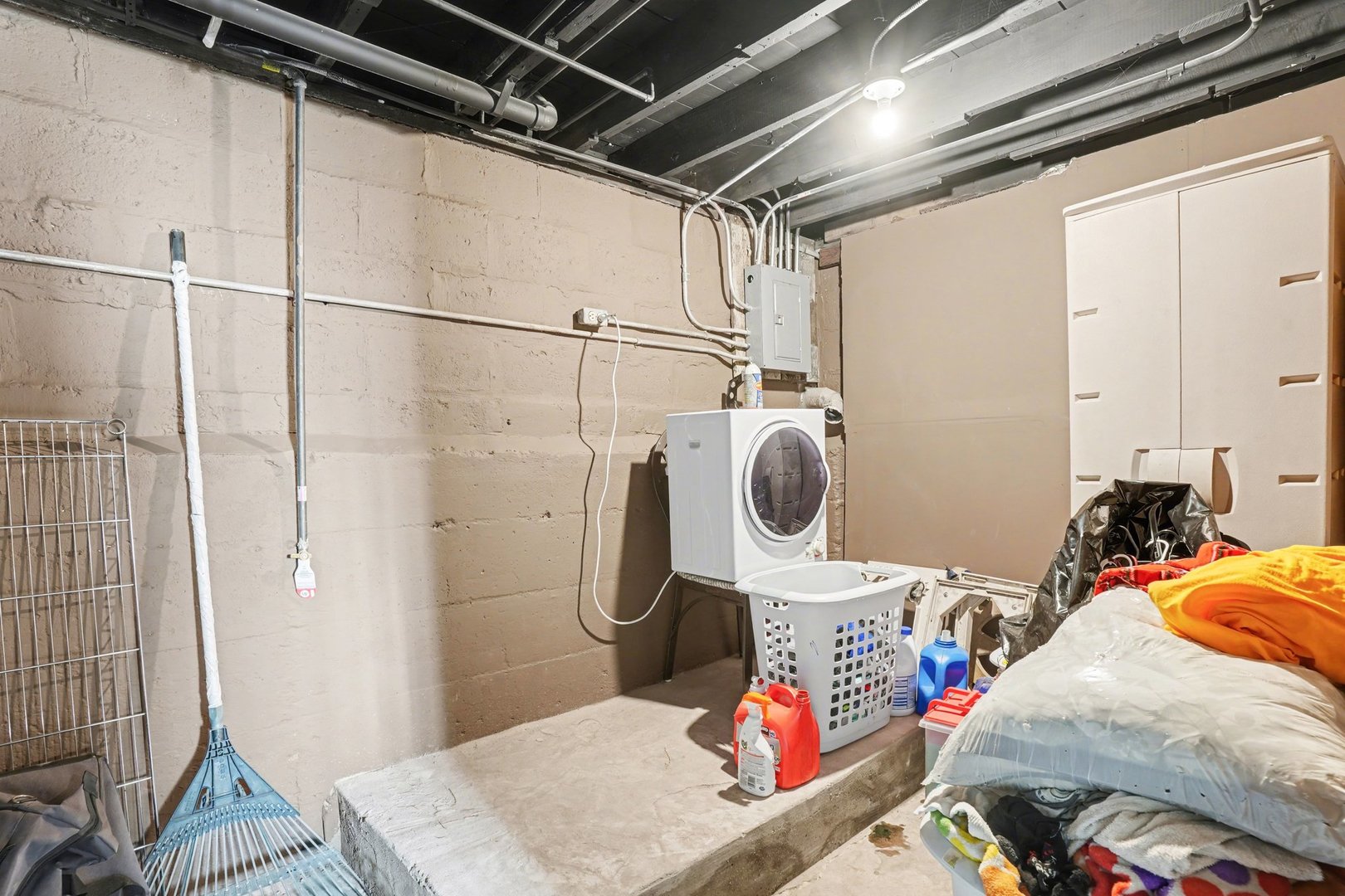 11315 S Stewart Avenue, Chicago, IL 60628