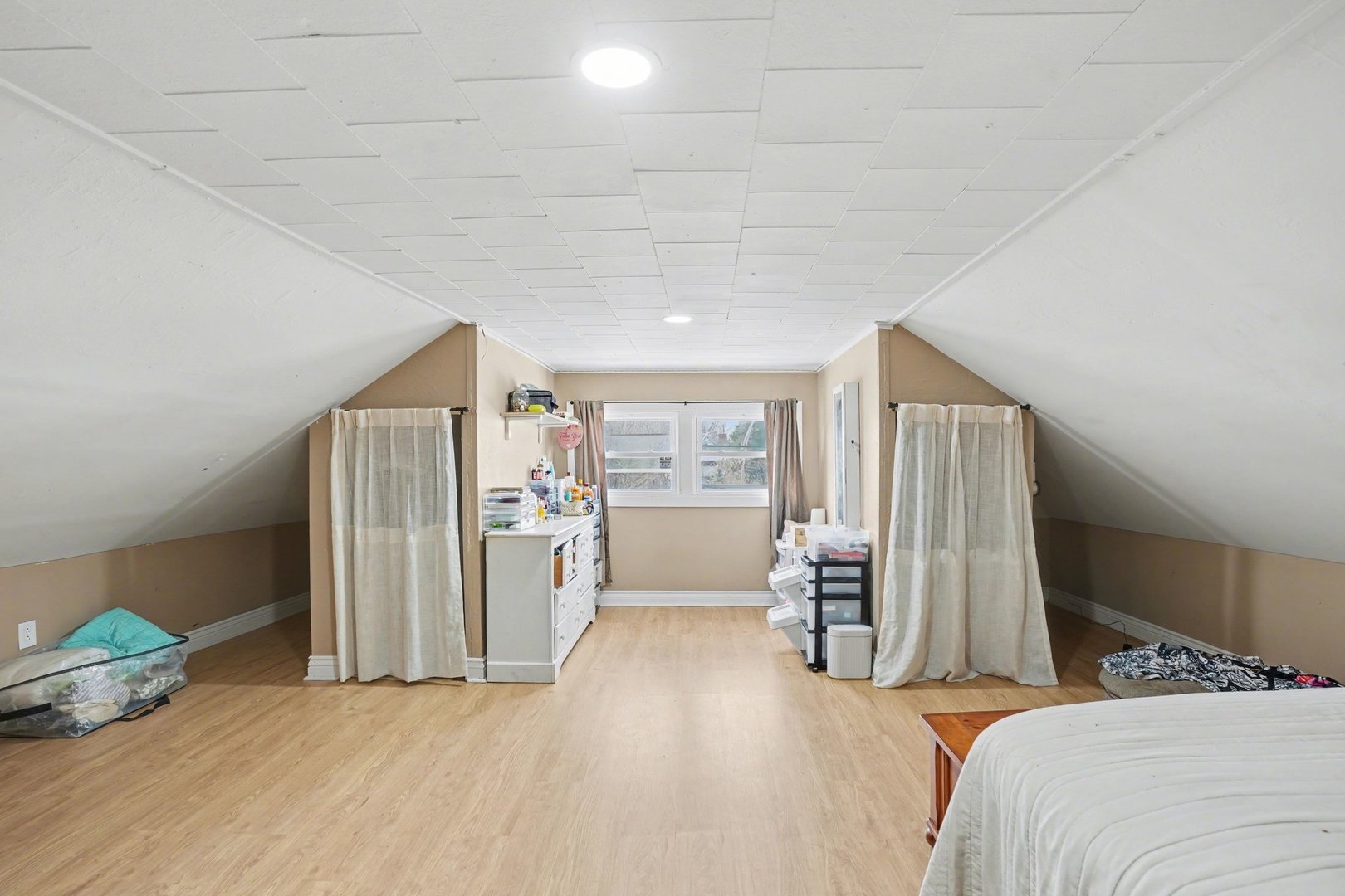 11315 S Stewart Avenue, Chicago, IL 60628