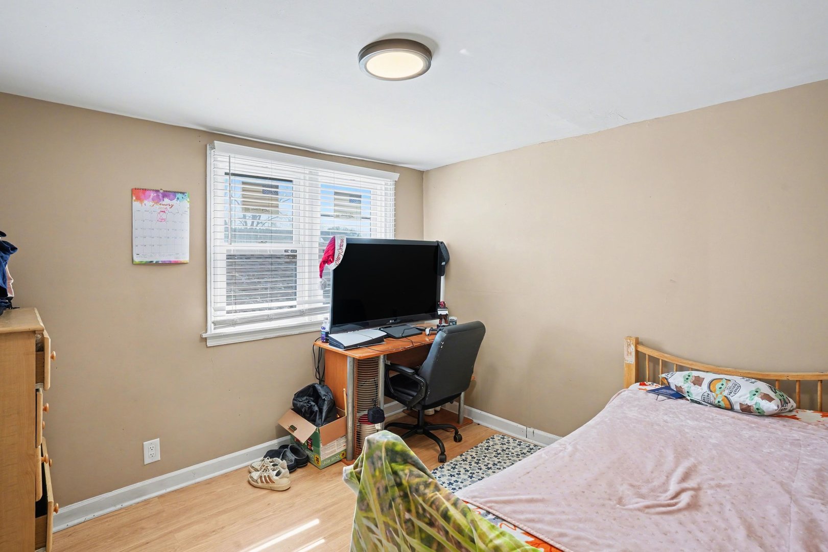 11315 S Stewart Avenue, Chicago, IL 60628