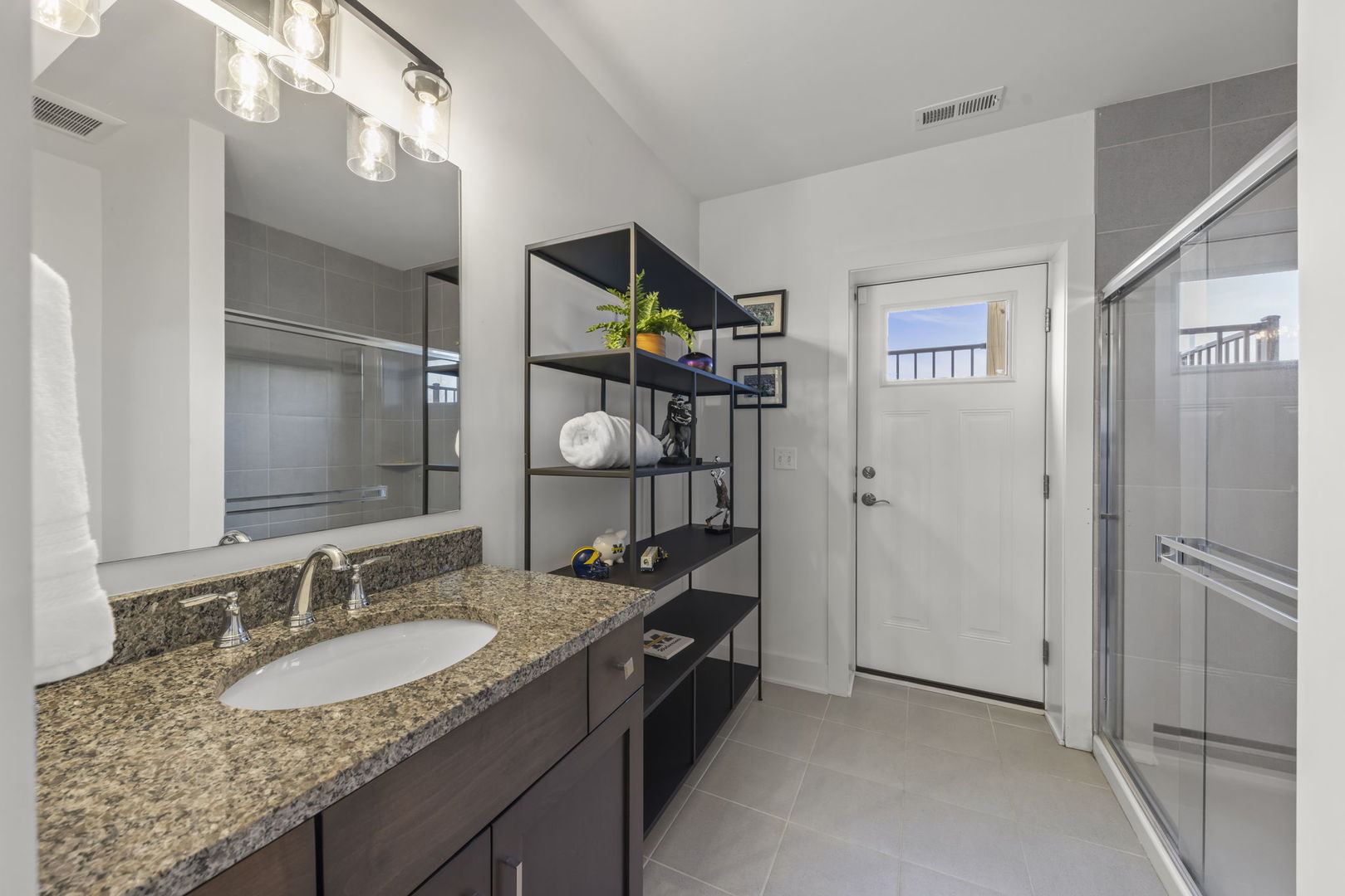 4720 Waa Kee Sha Drive, Oswego, IL 60543